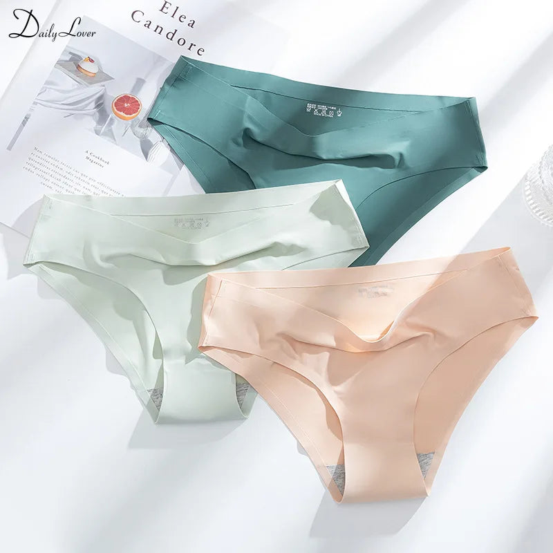 1PC Solid Color Women's Panties Silk Satin Seamless Underwear Female Breathable Briefs Girls Cozy Panty Sexy Lingerie New Style