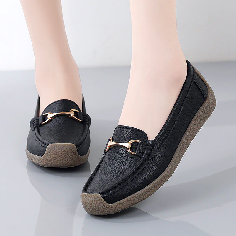 New Spring /autumn Women Flats Genuine Leather Moccasins Woman Casual Shoes Slip-on Loafers Female Boat Shoes Big Size 44